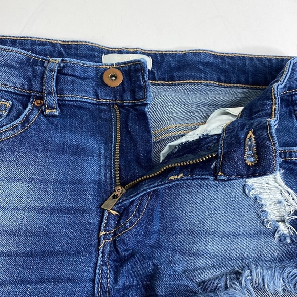 H&M Distressed Denim Shorts size 2 - Picture 3 of 8